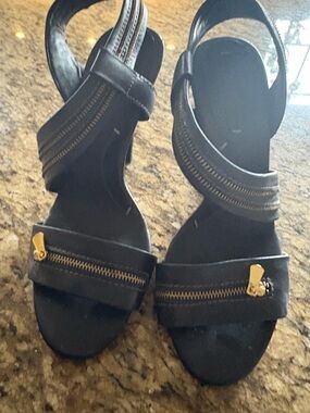 BCBG Max Azria Black Leather Gold Zipper Strappy Stiletto Sandals Size 8.5